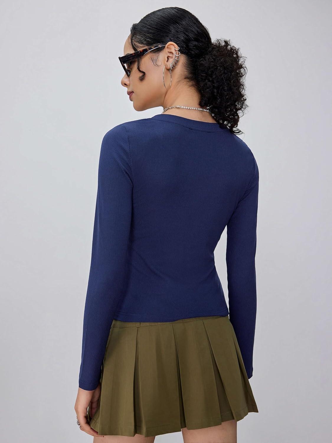 imageCIDER Graphic Button Crop TeeNavy Blue