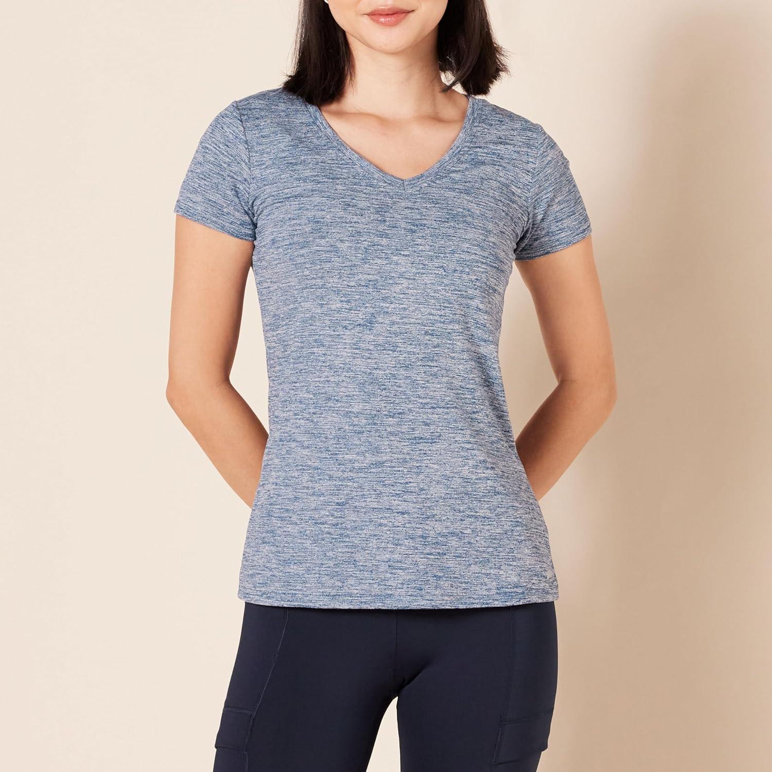 image:imageAmazon Essentials Femme TShirt Stretch et Quick Dry Col en V et Manches Courtes Disponible en Grande TailleBleu Marine ChinNoir Chin