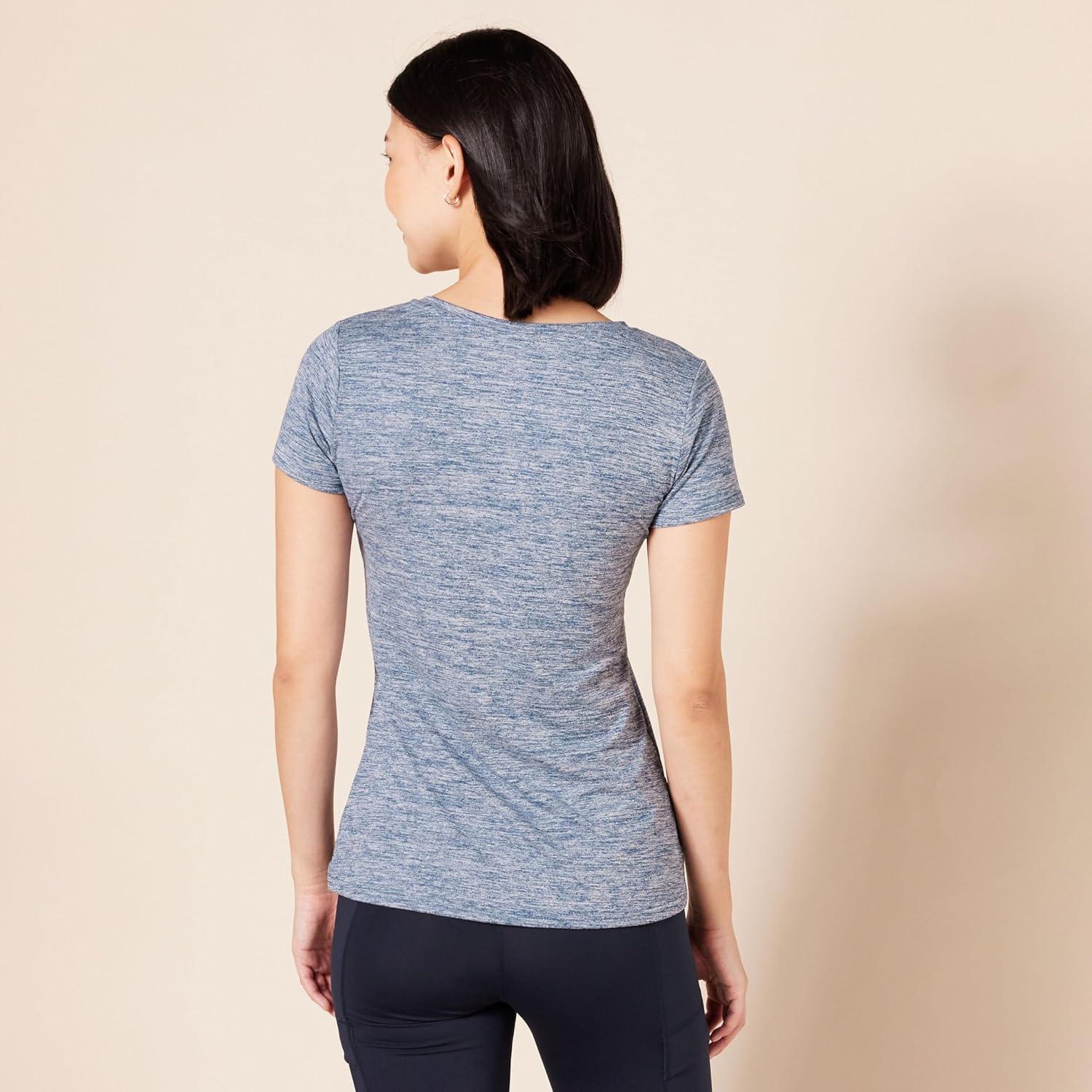 image:imageAmazon Essentials Femme TShirt Stretch et Quick Dry Col en V et Manches Courtes Disponible en Grande TailleBleu Marine ChinNoir Chin