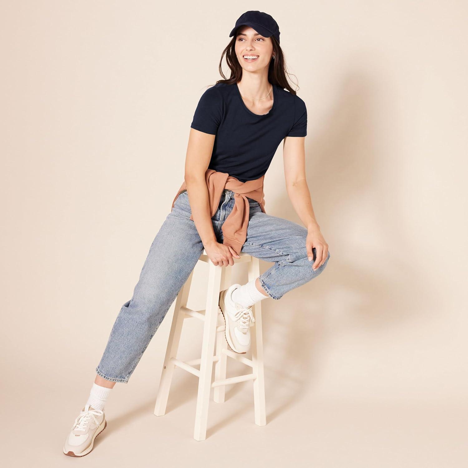 image:imageAmazon Essentials TShirt Manches Courtes Coupe Standard RasdeCou et Col en V Femme Packs MultiplesBlancBleu MarineCharbon ChinNoir