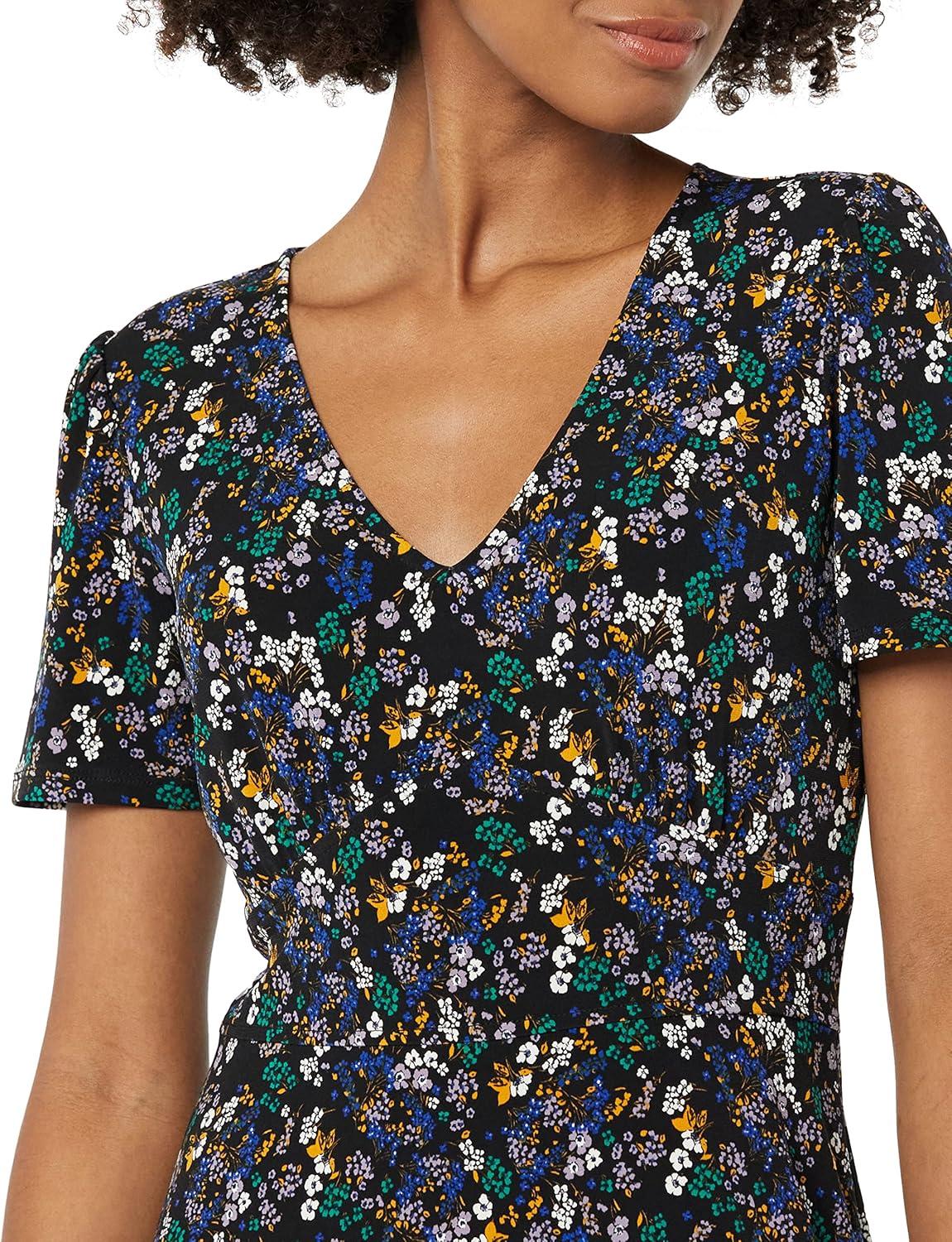 image:imageAmazon Essentials Femme Robe Cintre Et vase Manches Courtes Et Col en VMulticolore